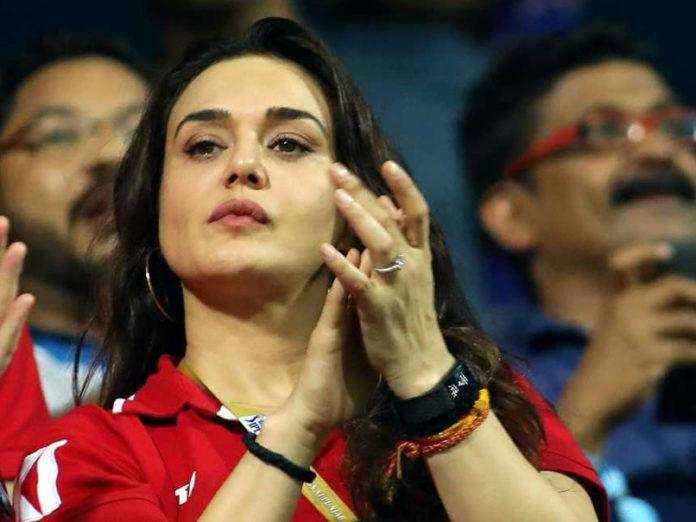 Preity Zinta: आईपीएल टीम की मालकिन हैं प्रीति जिंटा, ऐसे होती है अभिनेत्री की कमाई