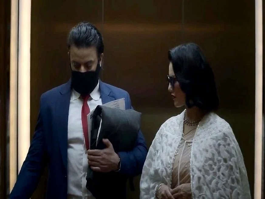 Sunny Leone स्टारर फिल्म Kennedy का टीज़र हुआ रिलीज़, लाश की लग रही कीमत आखिर कौन है, क्यों छिपा रहा चेहरा