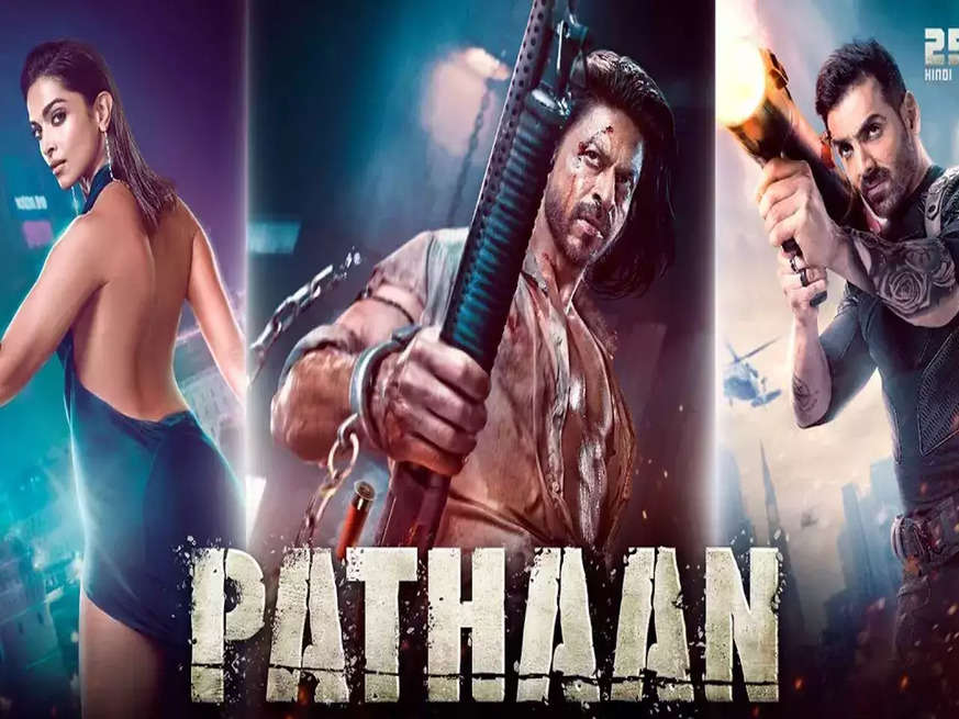 Pathaan की स्क्रीनिंग के बाद हुआ शानदार जश्न,Behsaram Rang पर थिरके इन सितारों के कदम 