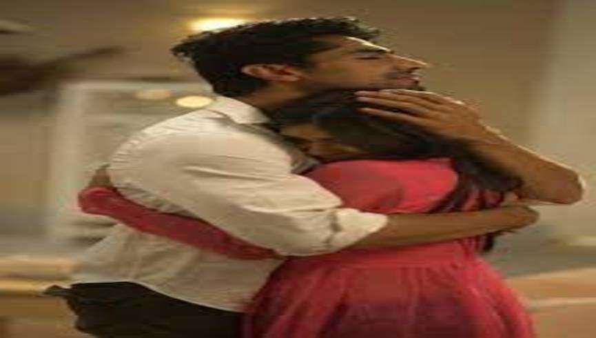 YRKKH Spoiler Update : अभिमन्यु के गले लाग क्यों रोने लगी Akshara, देखते रह गए गोयंका-बिरला फैमिली