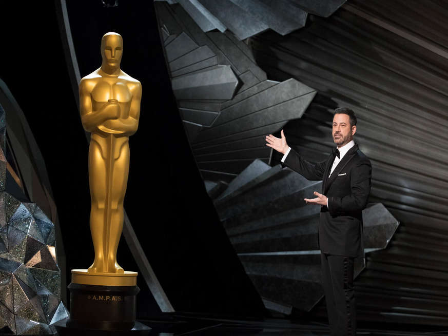 हॉलीवुड का ये जाना-माना चेहरा करेगा Oscar 2024 को होस्ट, खुद पोस्ट शेयर कर किया एलान 